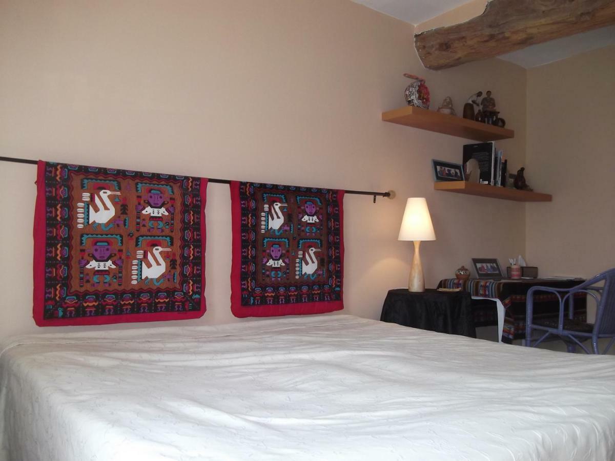 Chambres D'Hotes Le Peyroux Montcel  Εξωτερικό φωτογραφία